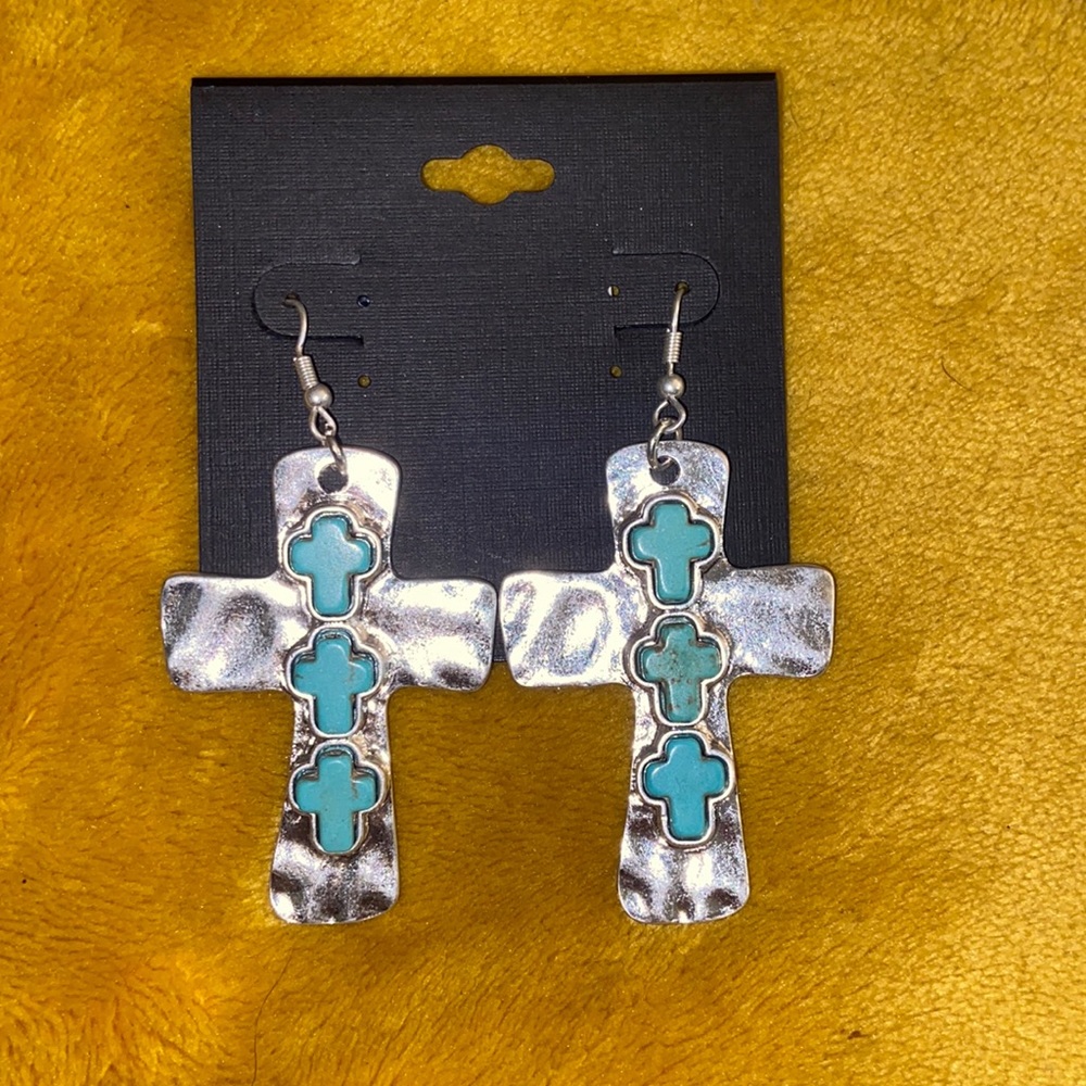 💙NEW EARRINGS💙